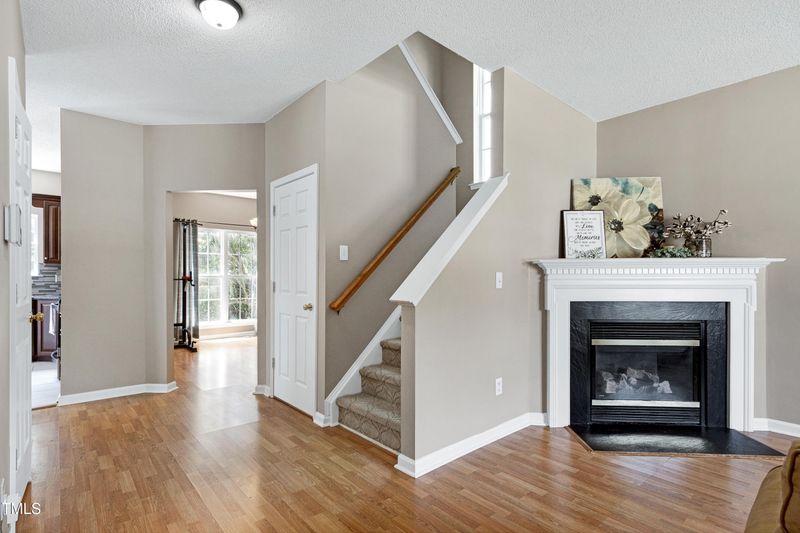 4725 Parr Vista Ct, Raleigh, NC 27612
