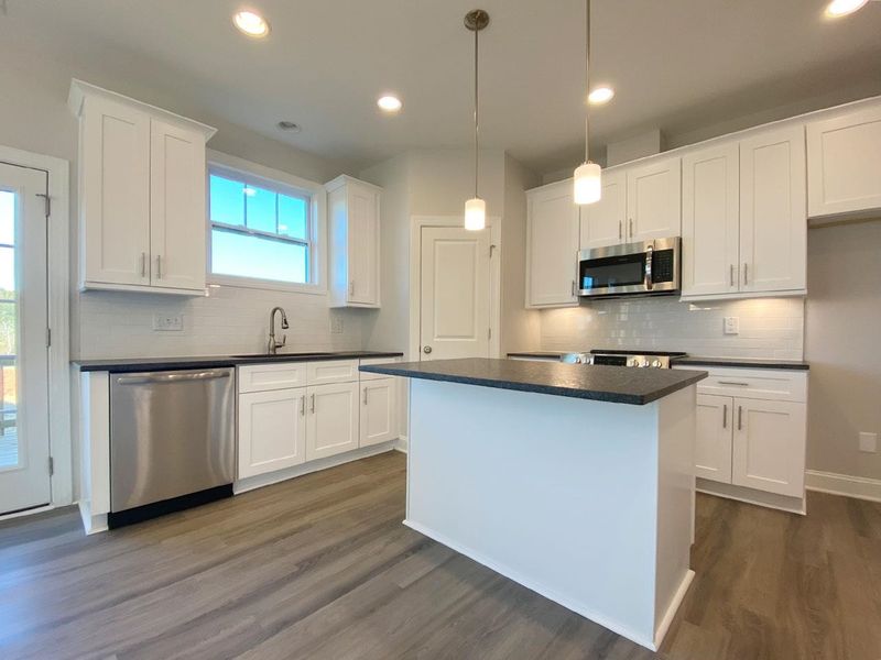 4727 Mineral Springs Rd, Graham, NC 27253