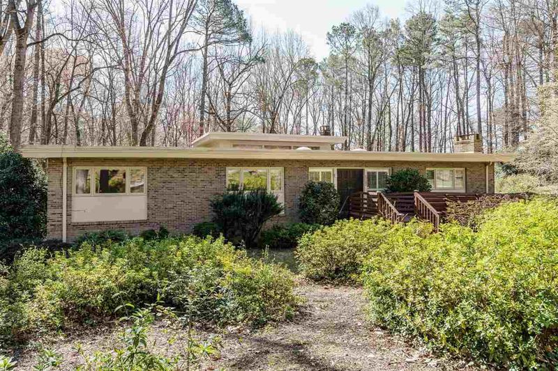 4727 Wedgewood St, Raleigh, NC 27612
