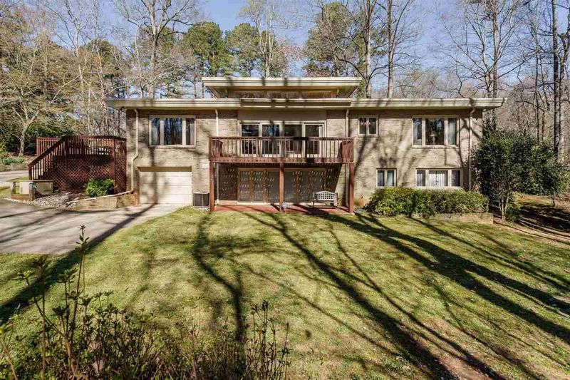 4727 Wedgewood St, Raleigh, NC 27612