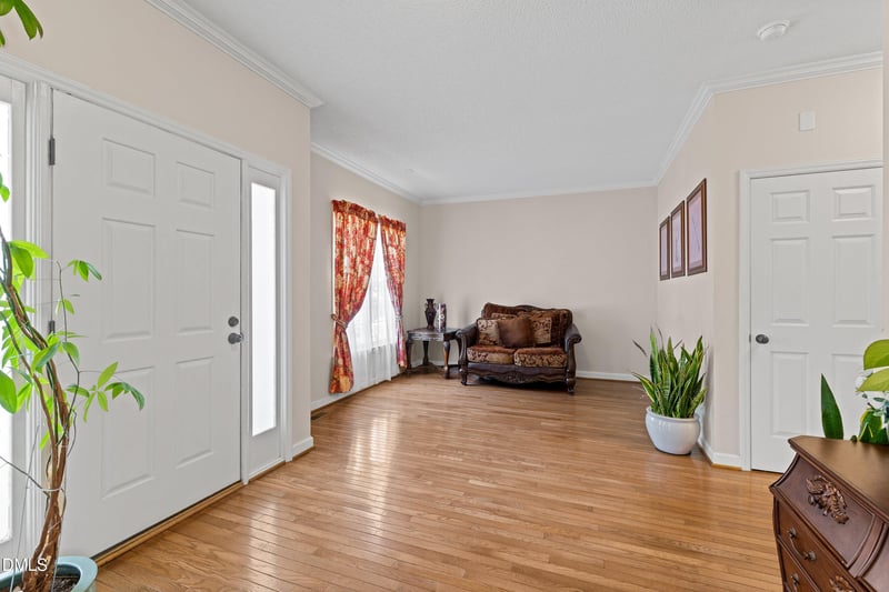 4728 Royal Troon Dr, Raleigh, NC 27604