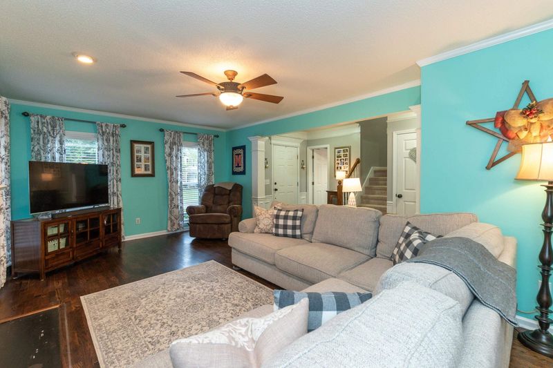 4728 Sinclair Dr, Raleigh, NC 27616