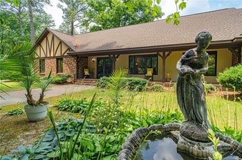 473 Oak St, Lillington, NC 27546
