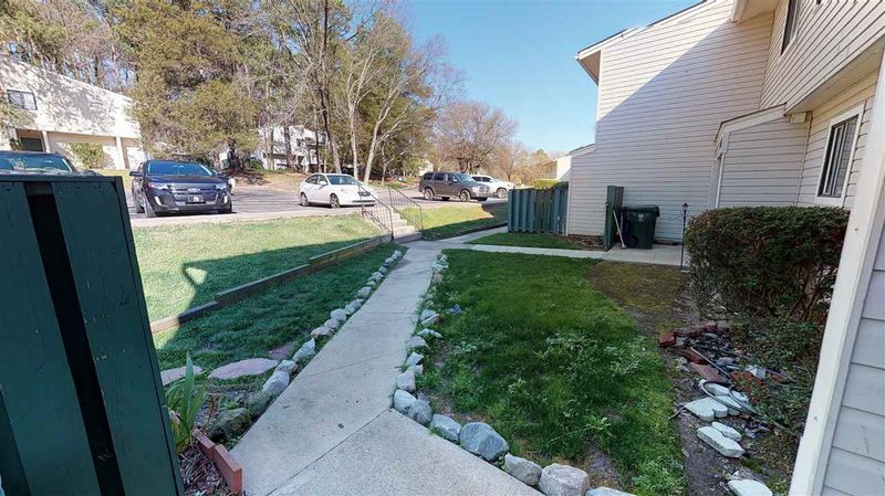 4730 Walden Pond Dr #4730, Raleigh, NC 27604