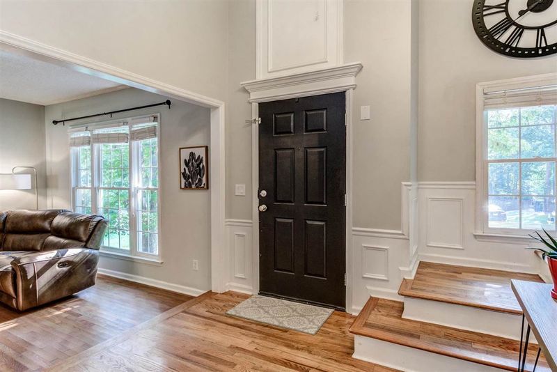 4732 Sinclair Dr, Raleigh, NC 27616