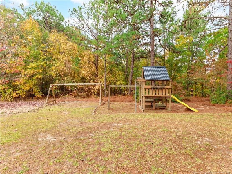4734 Grandison Ct, Hope Mills, NC 28348