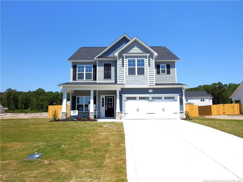 4734 Scenic Pines Dr, Hope Mills, NC 28348