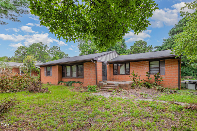 4737 Rosehill Rd, Fayetteville, NC 28311