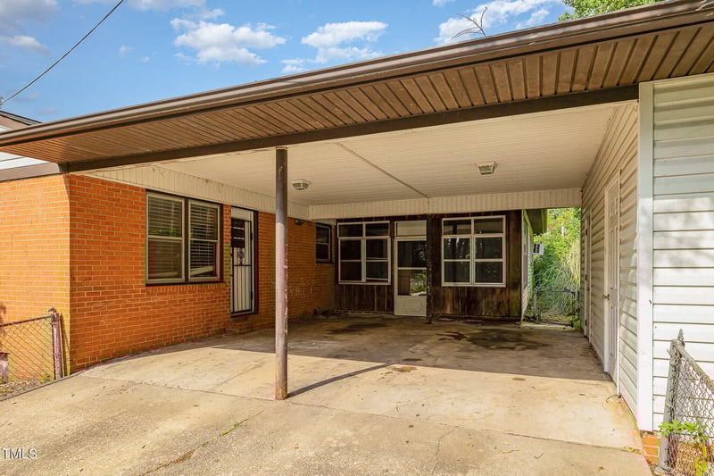 4737 Rosehill Rd, Fayetteville, NC 28311