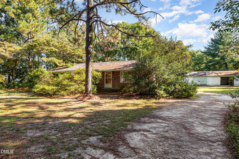 4737 Rosehill Rd, Fayetteville, NC 28311