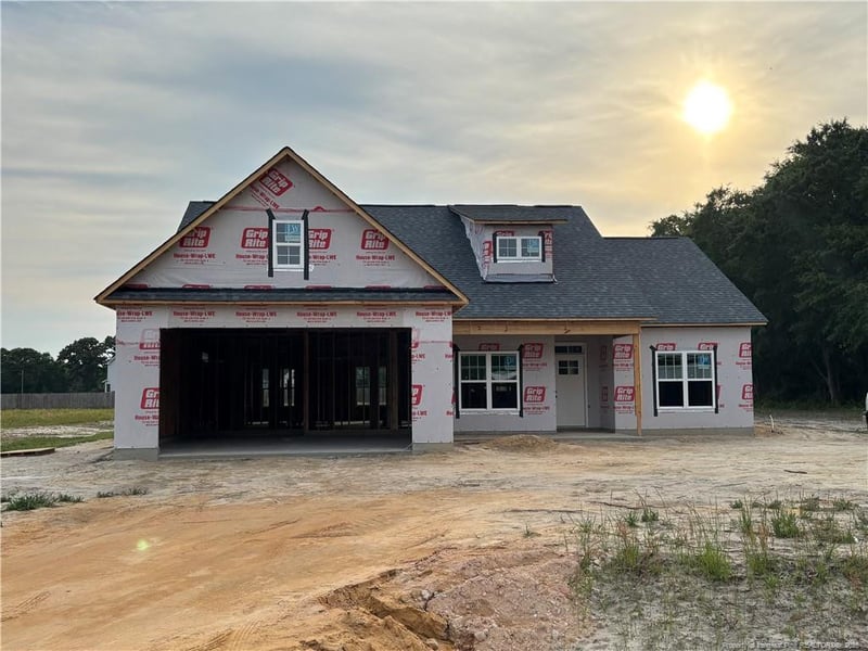 4740 Slew Dr, Hope Mills, NC 28348