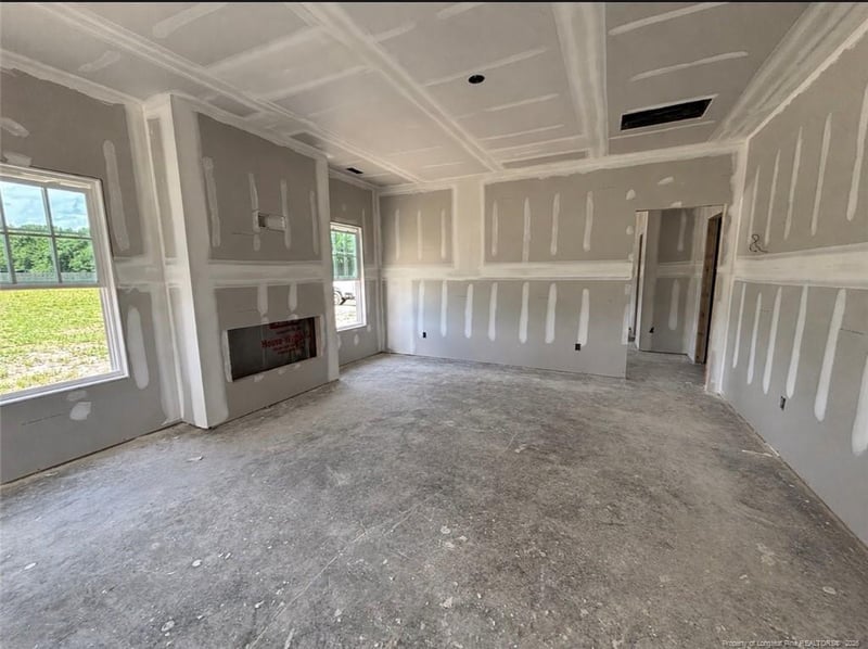 4744 Slew Dr, Hope Mills, NC 28348
