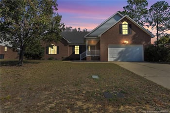 4745 Miranda Dr, Hope Mills, NC 28348