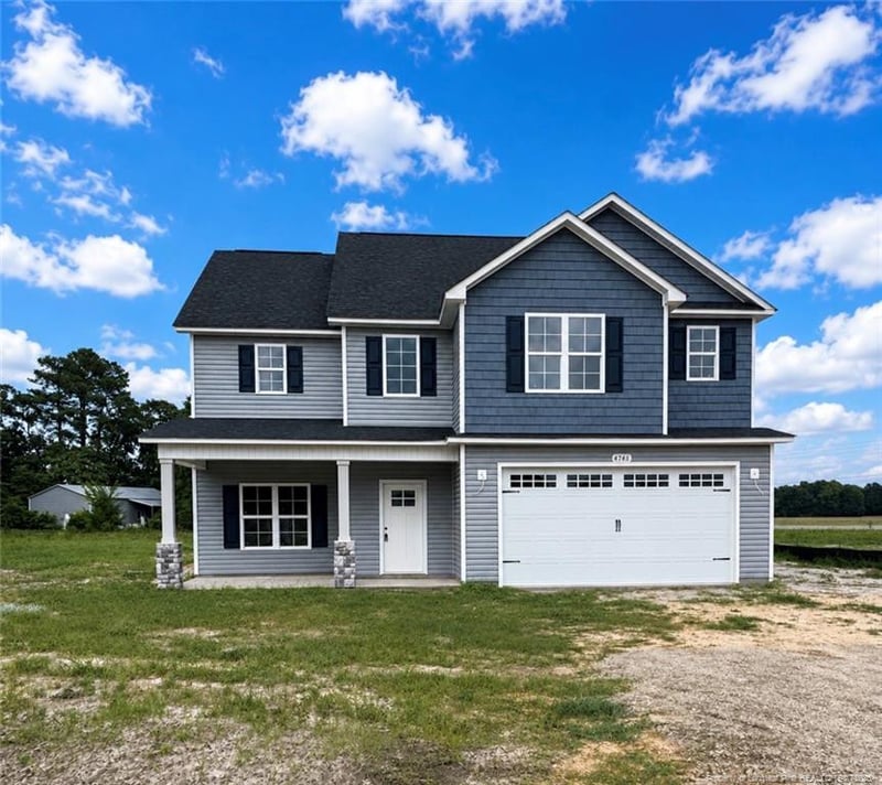 4745 Slew Dr, Hope Mills, NC 28348