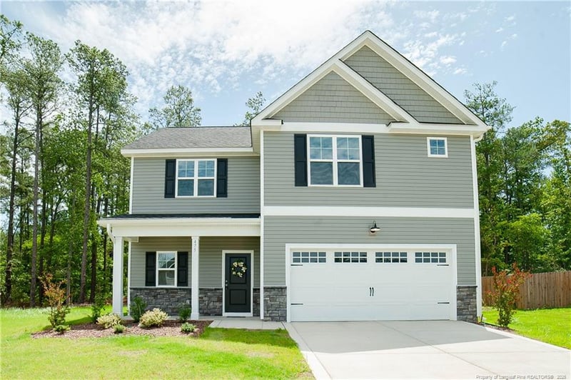 475 Crichton Ct, Fayetteville, NC 28311