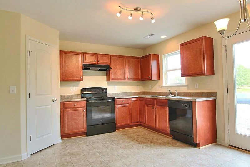 4753 Queen Pierrette St, Raleigh, NC 27610