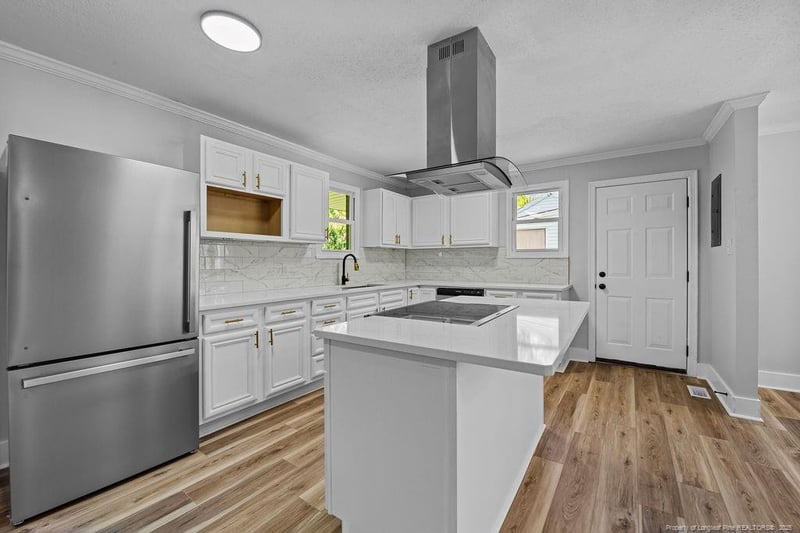 476 Mcbain Dr, Fayetteville, NC 28305