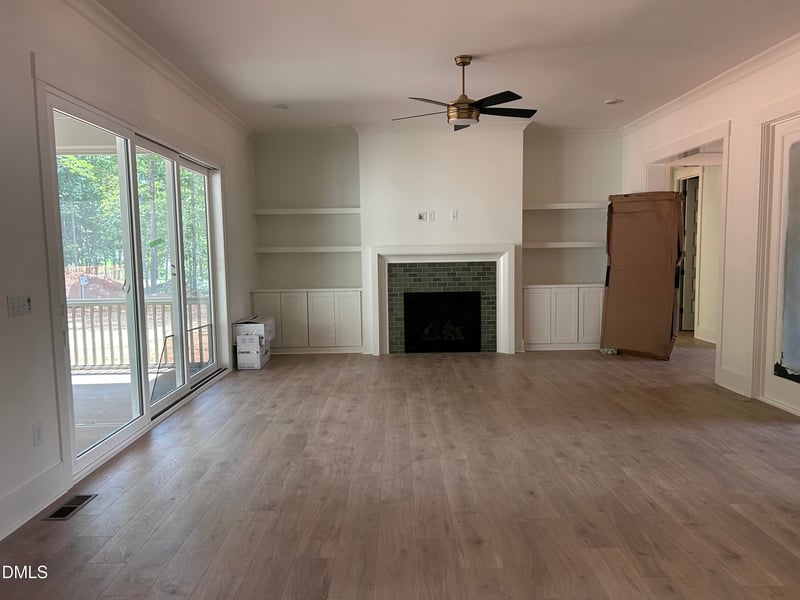 476 Mollie Meadow Dr, Zebulon, NC 27597