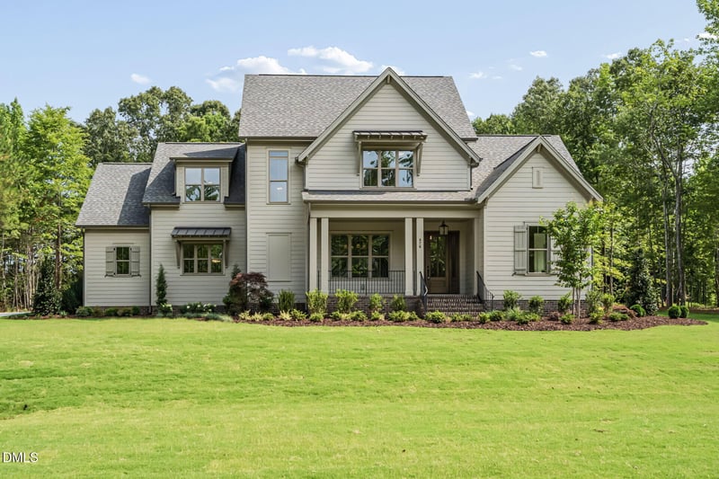 476 Mollie Meadow Dr, Zebulon, NC 27597