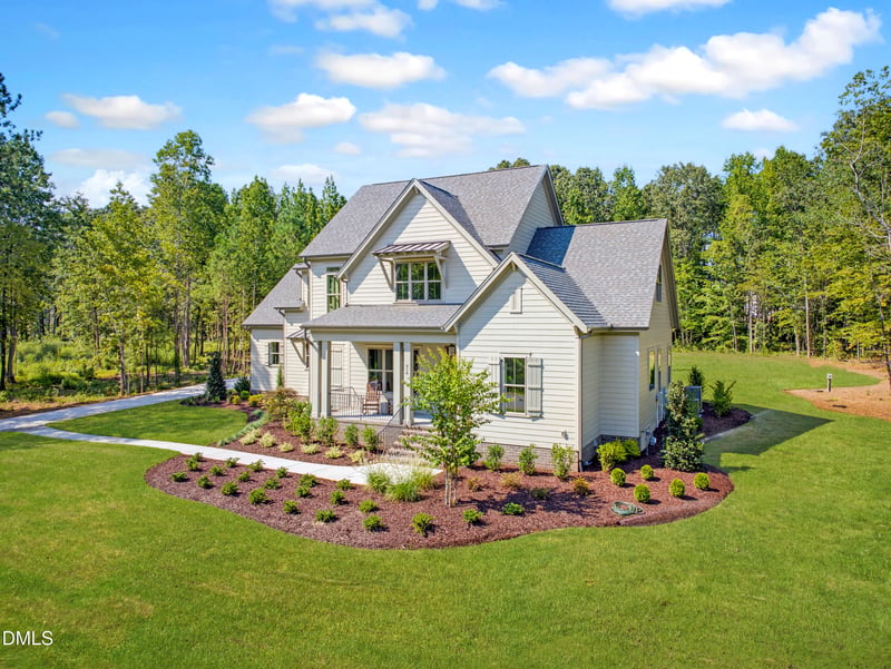 476 Mollie Meadow Dr, Zebulon, NC 27597