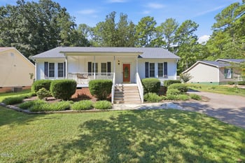 476 Shawnee Dr, Louisburg, NC 27549