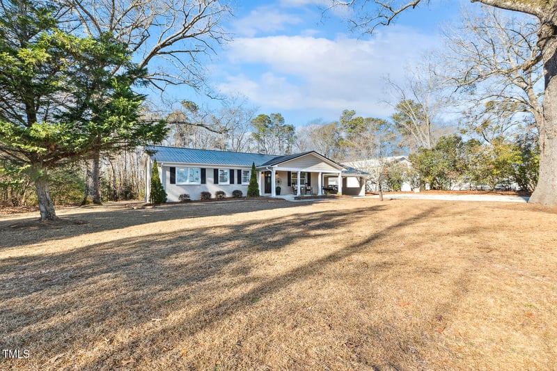 477 Avery Spence Rd, Fuquay Varina, NC 27526