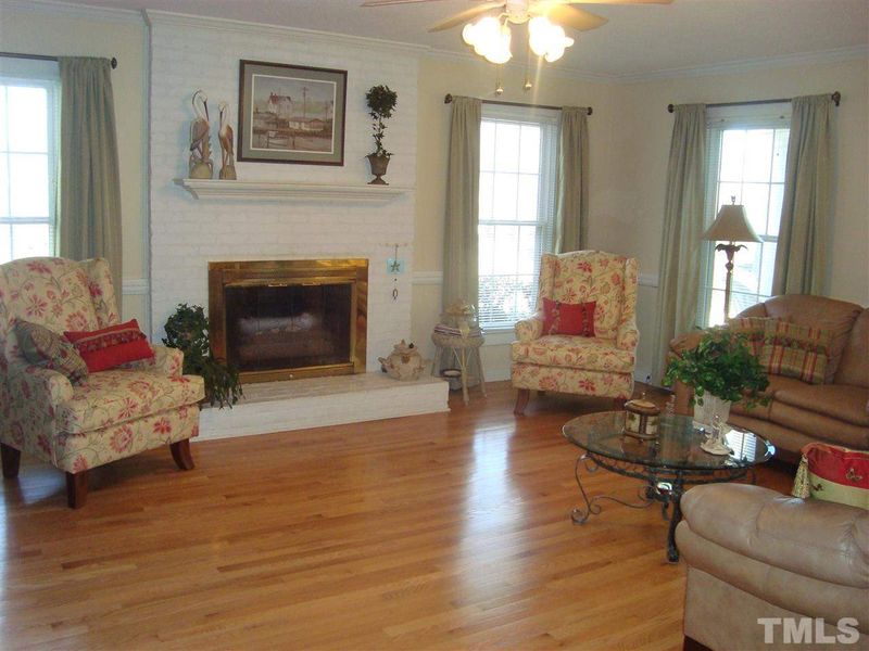 477 Kipling Rd, Fuquay Varina, NC 27526