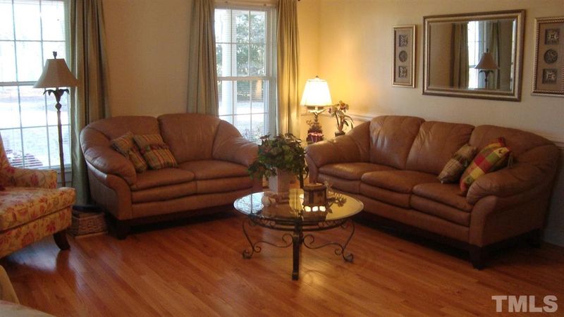 477 Kipling Rd, Fuquay Varina, NC 27526