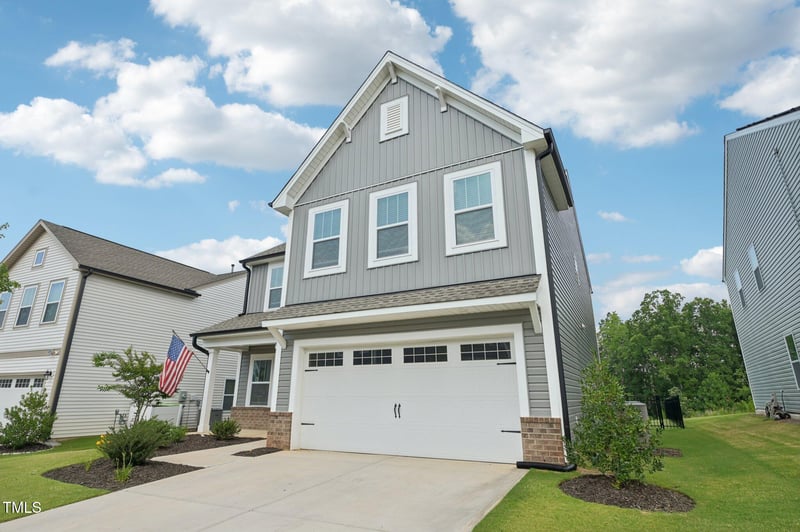 478 Curling Creek Dr, Clayton, NC 27527