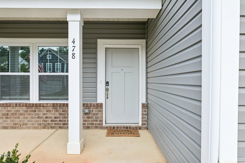 478 Curling Creek Dr, Clayton, NC 27527