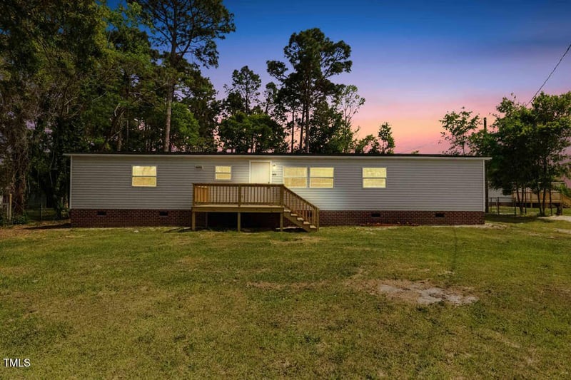 4783 Madison Dr, Hope Mills, NC 28348