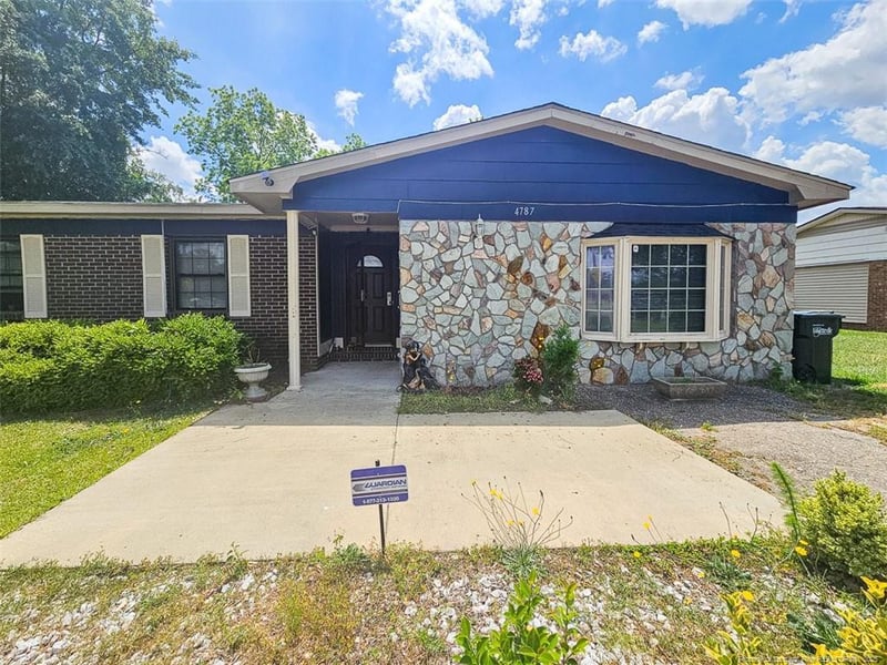 4787 Friar Ave, Fayetteville, NC 28304