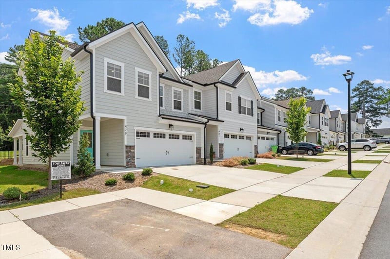 479 Clark Creek Ln, Cary, NC 27519