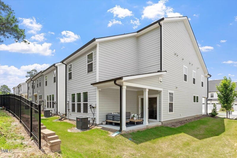 479 Clark Creek Ln, Cary, NC 27519