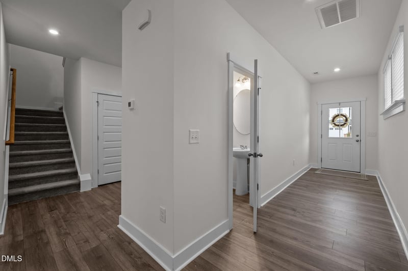479 Clark Creek Ln, Cary, NC 27519
