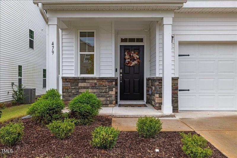 479 Whitley Ridge Dr, Clayton, NC 27527