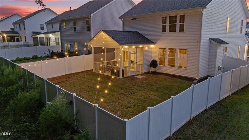 479 Whitley Ridge Dr, Clayton, NC 27527