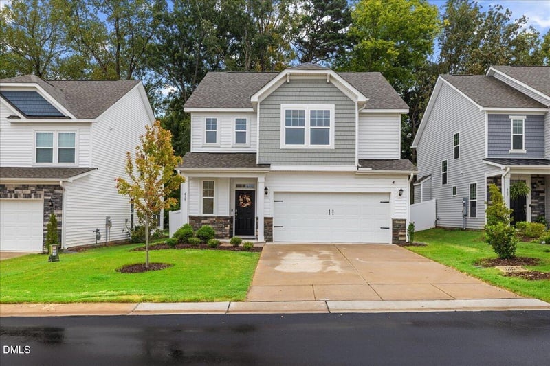 479 Whitley Ridge Dr, Clayton, NC 27527