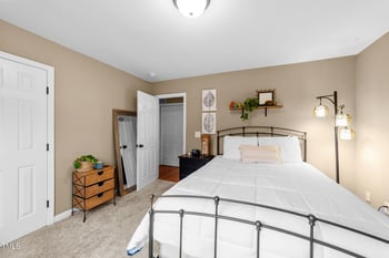 479 Winding Wood Dr, Clayton, NC 27520