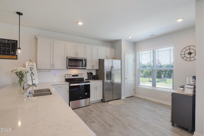 48 Enterprise Dr, Clayton, NC 27520