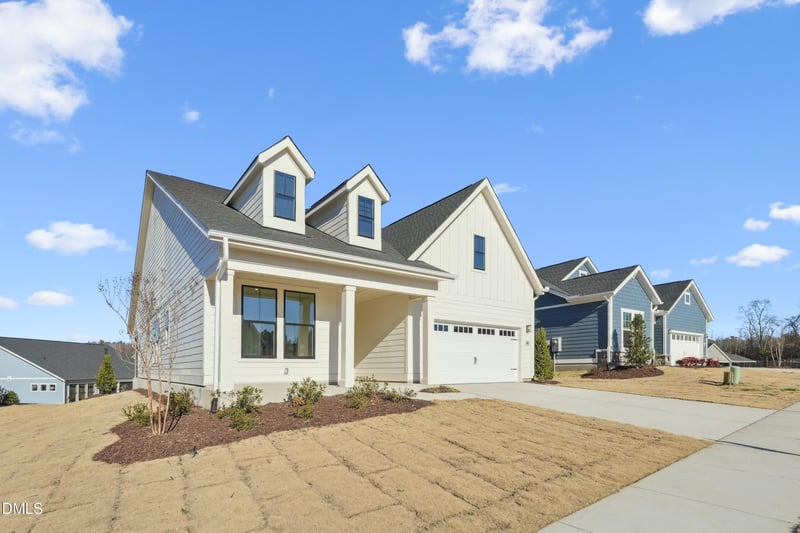 48 Firefly Ln, Fuquay Varina, NC 27526