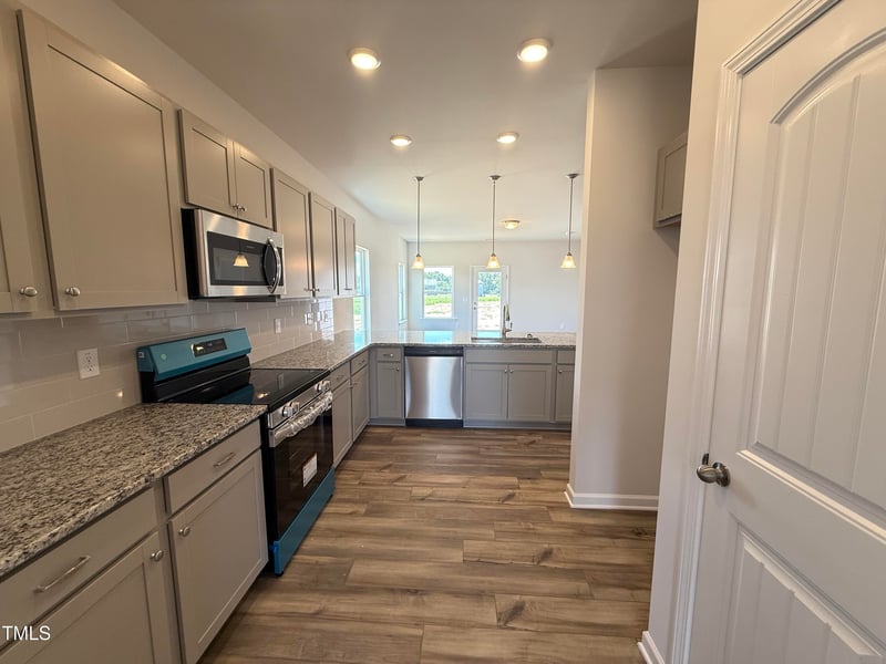 48 Freedom Heights Ln, Smithfield, NC 27577