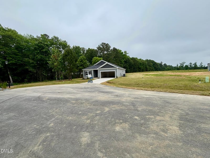 48 Iris Glen Ct, Smithfield, NC 27577
