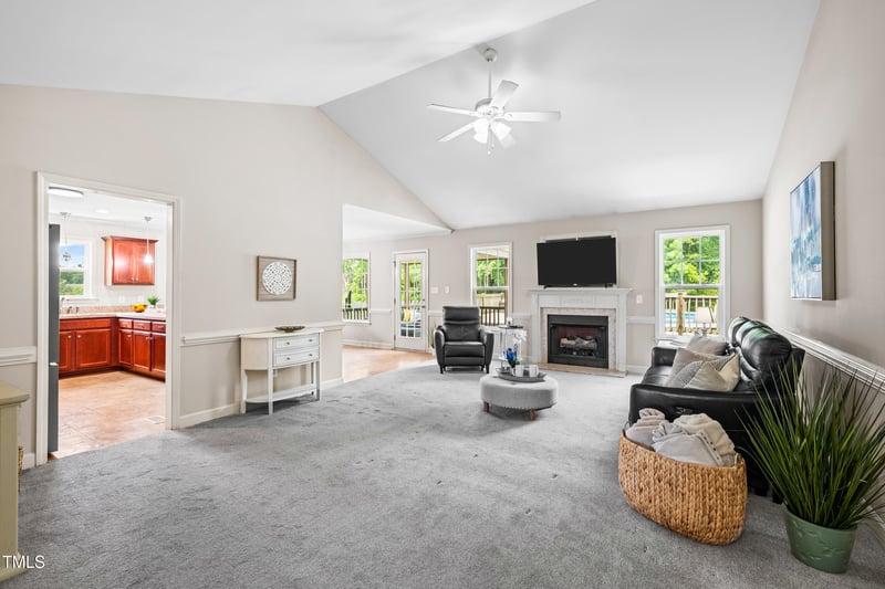 48 Long Grass Dr, Smithfield, NC 27577