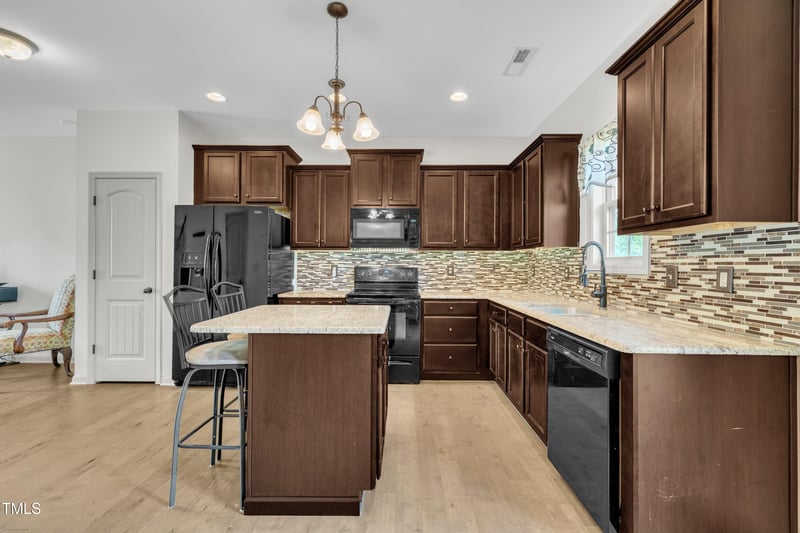 48 Manito Pl, Clayton, NC 27520