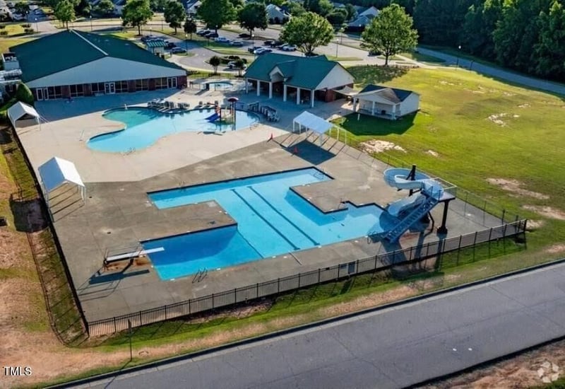 48 Manito Pl, Clayton, NC 27520