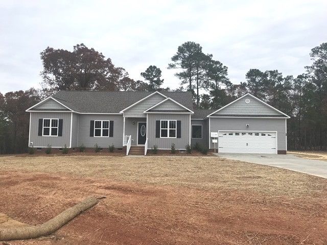 48 Scooter Cir, Four Oaks, NC 27524