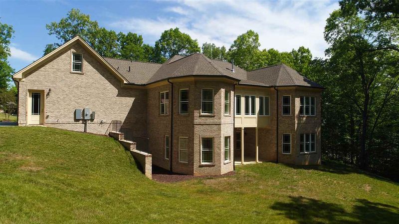 48 Swaying Trees Ct, Chapel Hill, NC 27517