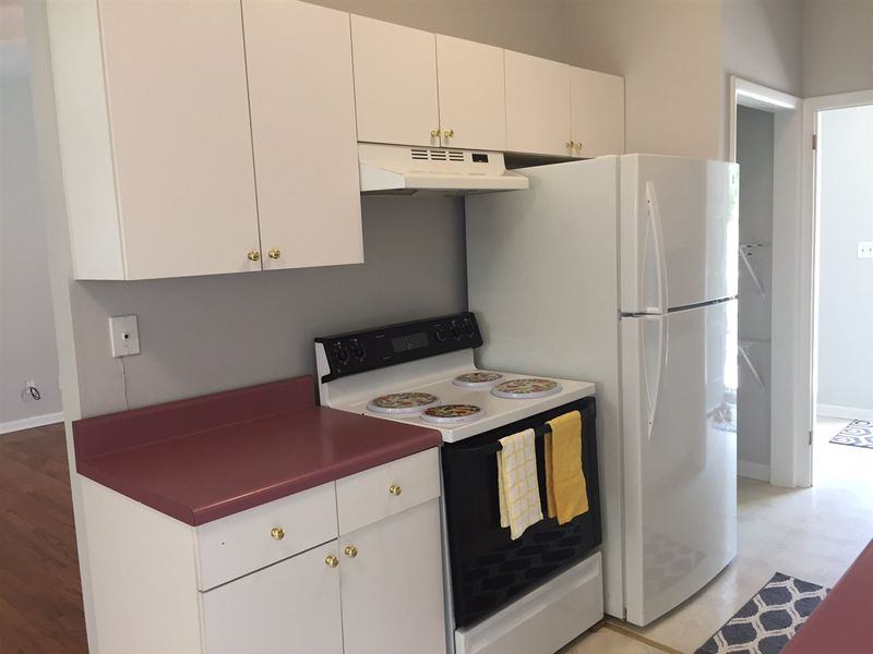 48 White Oak Trl, Chapel Hill, NC 27516