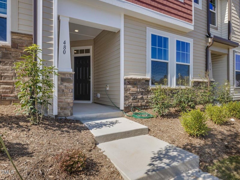 480 Channel Drop Dr #113, Clayton, NC 27520